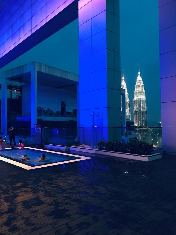 Ferienwohnung The Platinum Klcc By Cozy White Kuala Lumpur Exterior foto