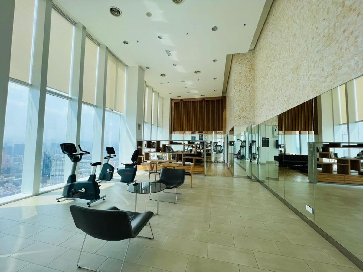Ferienwohnung The Platinum Klcc By Cozy White Kuala Lumpur Exterior foto