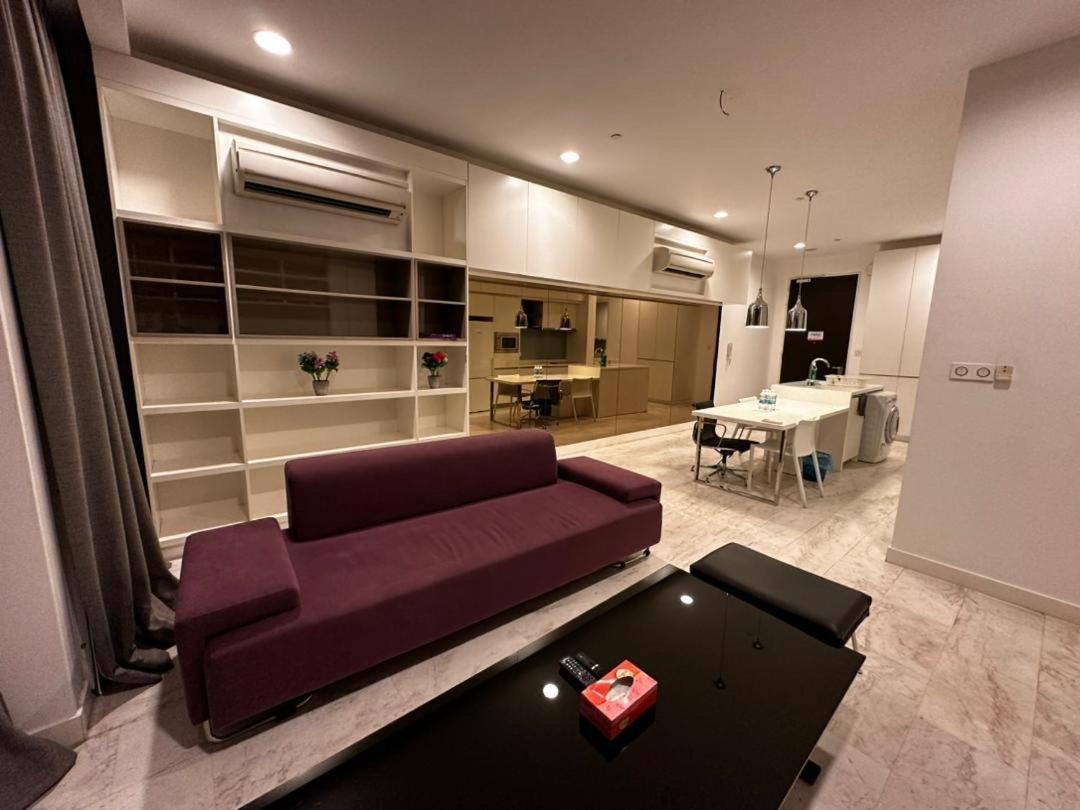 Ferienwohnung The Platinum Klcc By Cozy White Kuala Lumpur Exterior foto